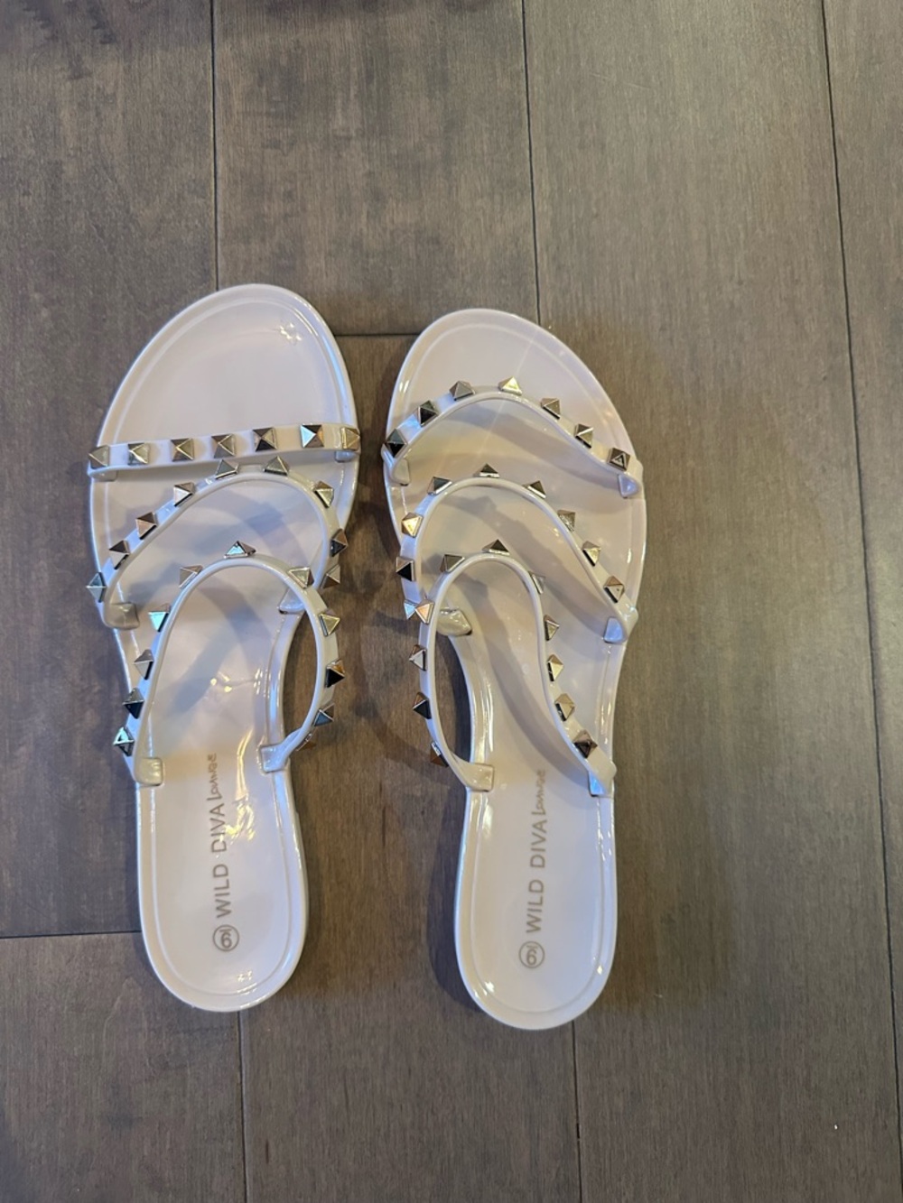 Fashion Nova Studded Jelly Sandals (size 9)